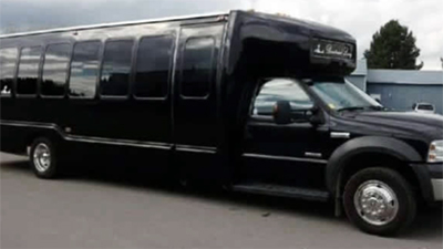 28 passenger shuttlebus